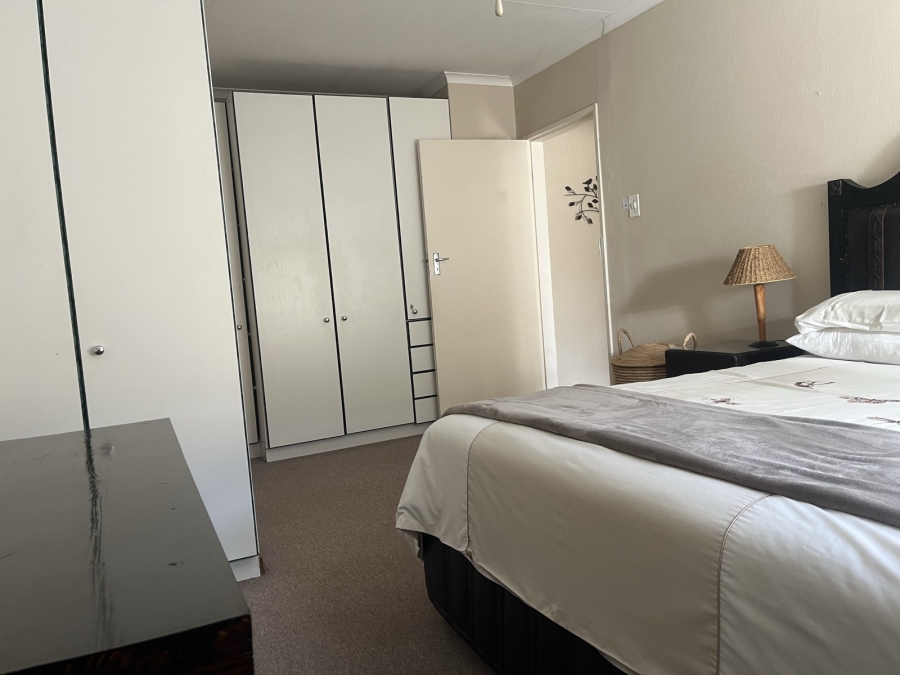 8 Bedroom Property for Sale in Secunda Mpumalanga