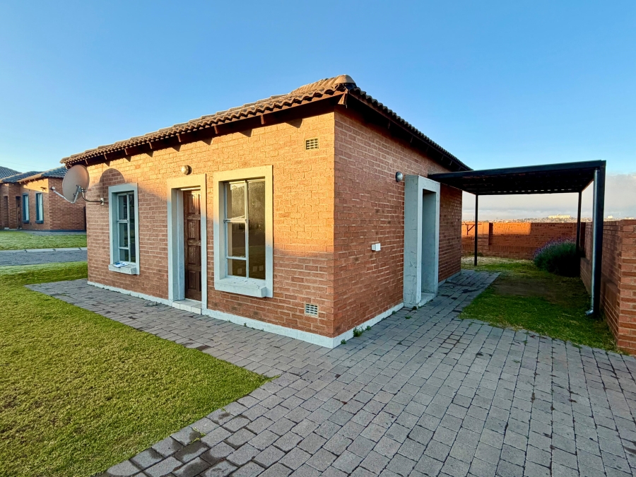 To Let 2 Bedroom Property for Rent in Terra Nova Mpumalanga