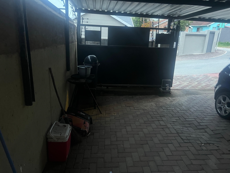 2 Bedroom Property for Sale in Kamagugu Mpumalanga