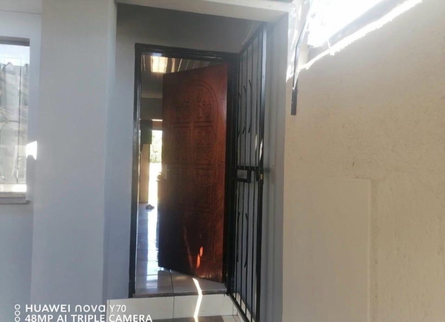 2 Bedroom Property for Sale in Kamagugu Mpumalanga