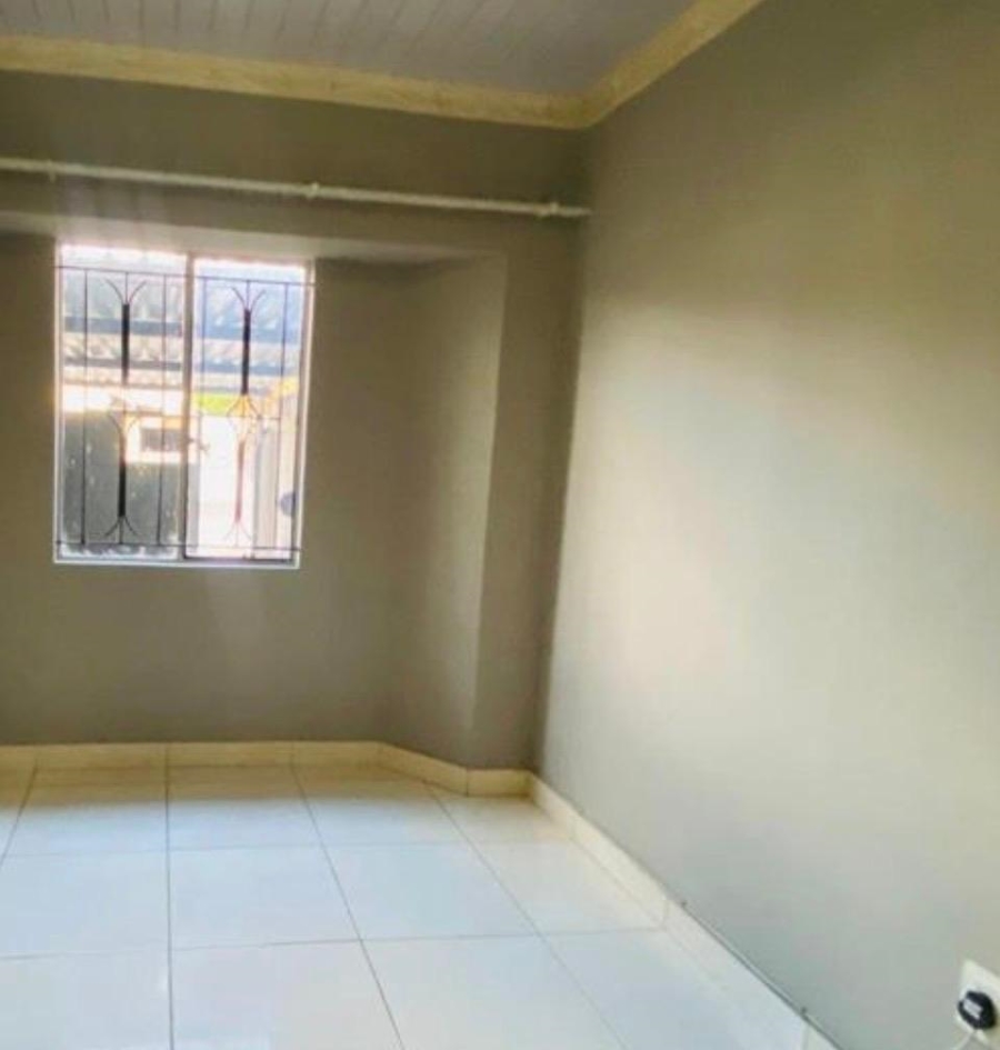 2 Bedroom Property for Sale in Kamagugu Mpumalanga