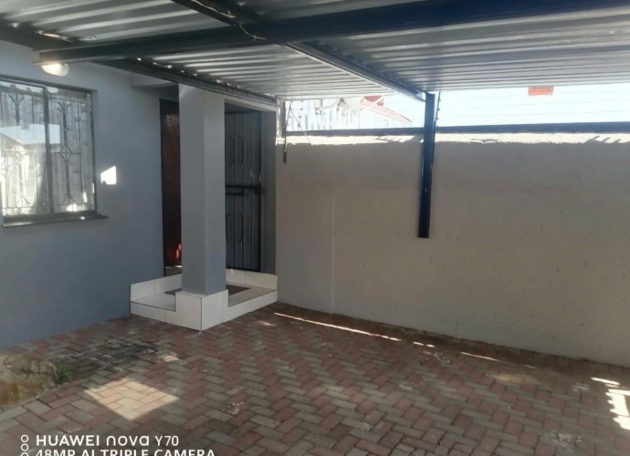 2 Bedroom Property for Sale in Kamagugu Mpumalanga