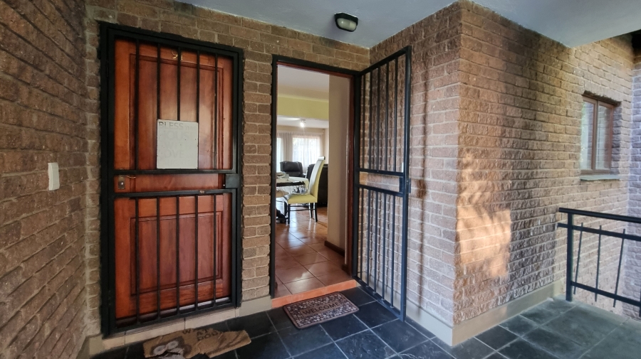 2 Bedroom Property for Sale in Nelspruit Ext 5 Mpumalanga