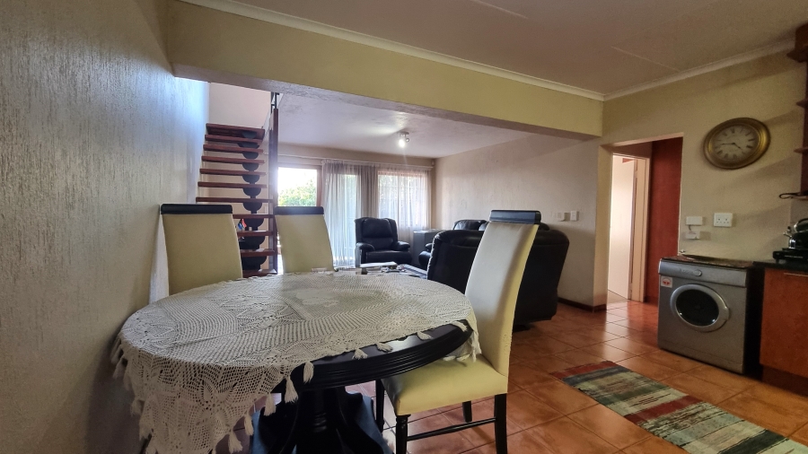 2 Bedroom Property for Sale in Nelspruit Ext 5 Mpumalanga