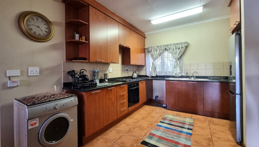 2 Bedroom Property for Sale in Nelspruit Ext 5 Mpumalanga
