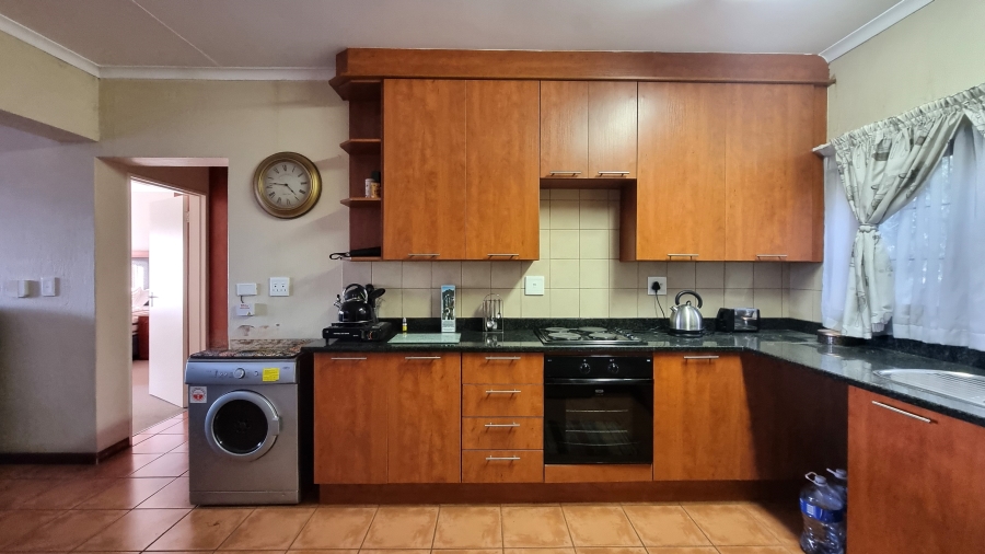 2 Bedroom Property for Sale in Nelspruit Ext 5 Mpumalanga
