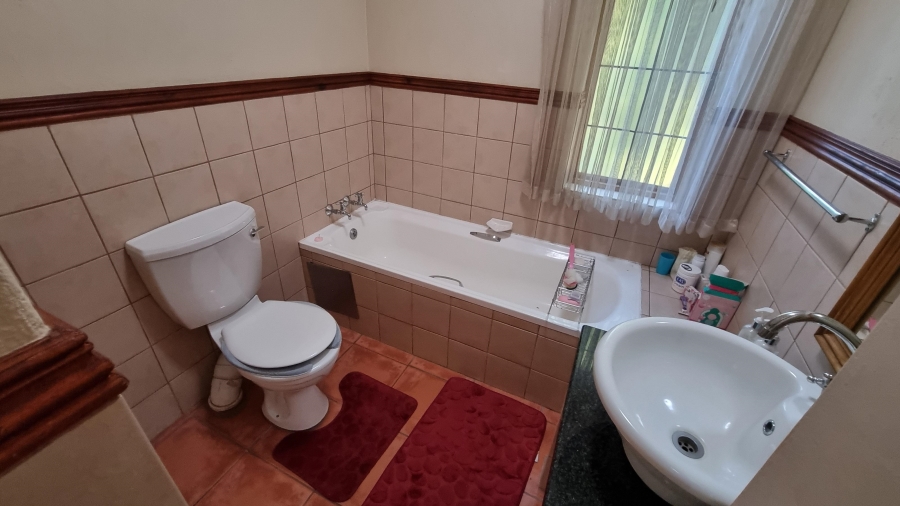 2 Bedroom Property for Sale in Nelspruit Ext 5 Mpumalanga