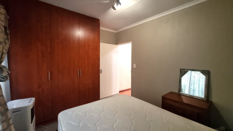 2 Bedroom Property for Sale in Nelspruit Ext 5 Mpumalanga