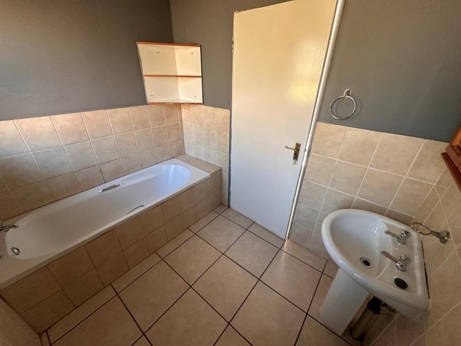 3 Bedroom Property for Sale in West Acres Mpumalanga