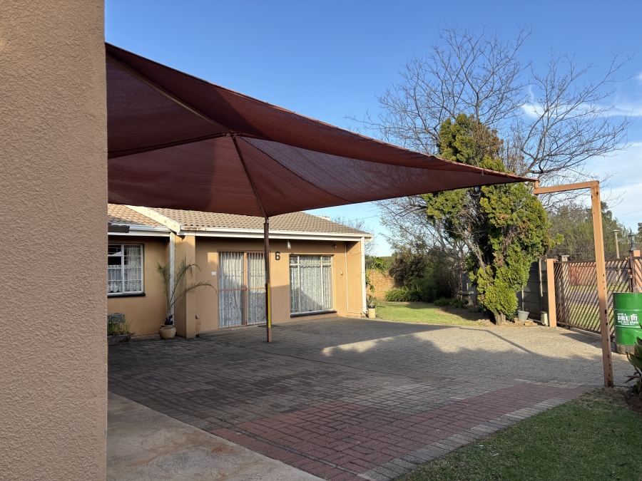 3 Bedroom Property for Sale in Ben Fleur Mpumalanga