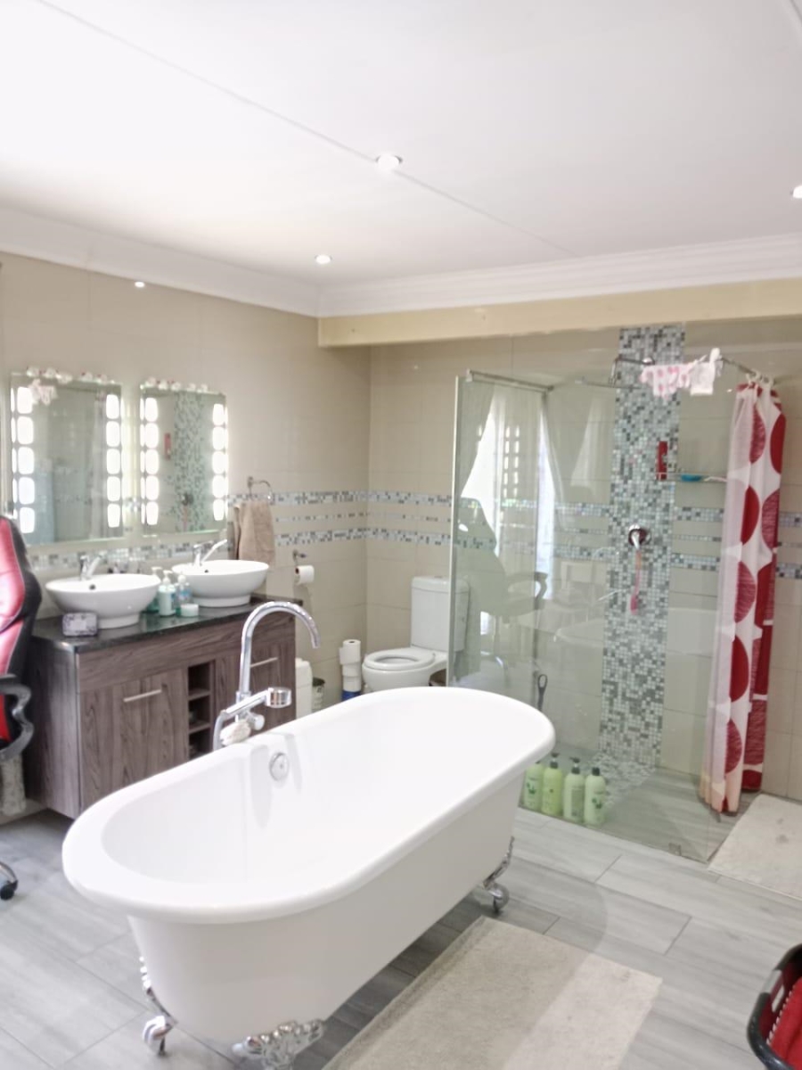 4 Bedroom Property for Sale in Secunda Mpumalanga
