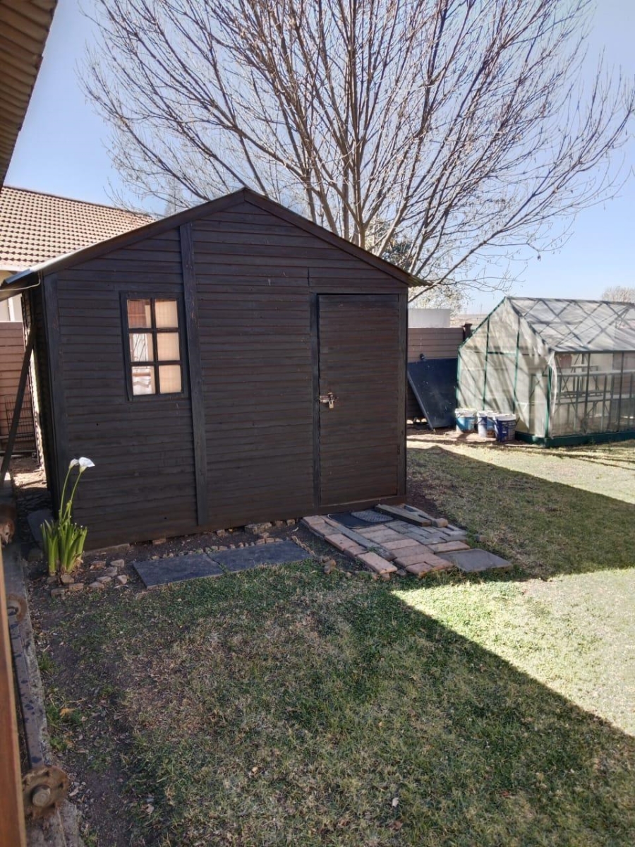 4 Bedroom Property for Sale in Secunda Mpumalanga