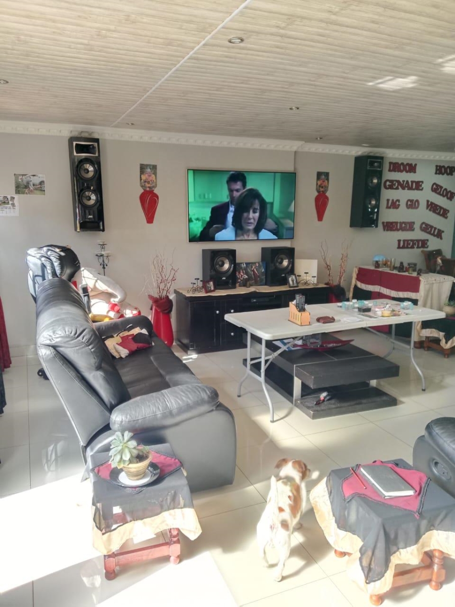 4 Bedroom Property for Sale in Secunda Mpumalanga