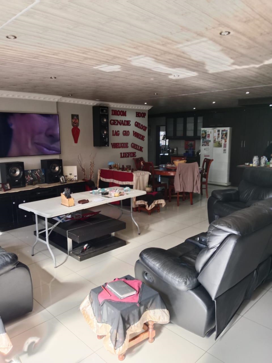 4 Bedroom Property for Sale in Secunda Mpumalanga