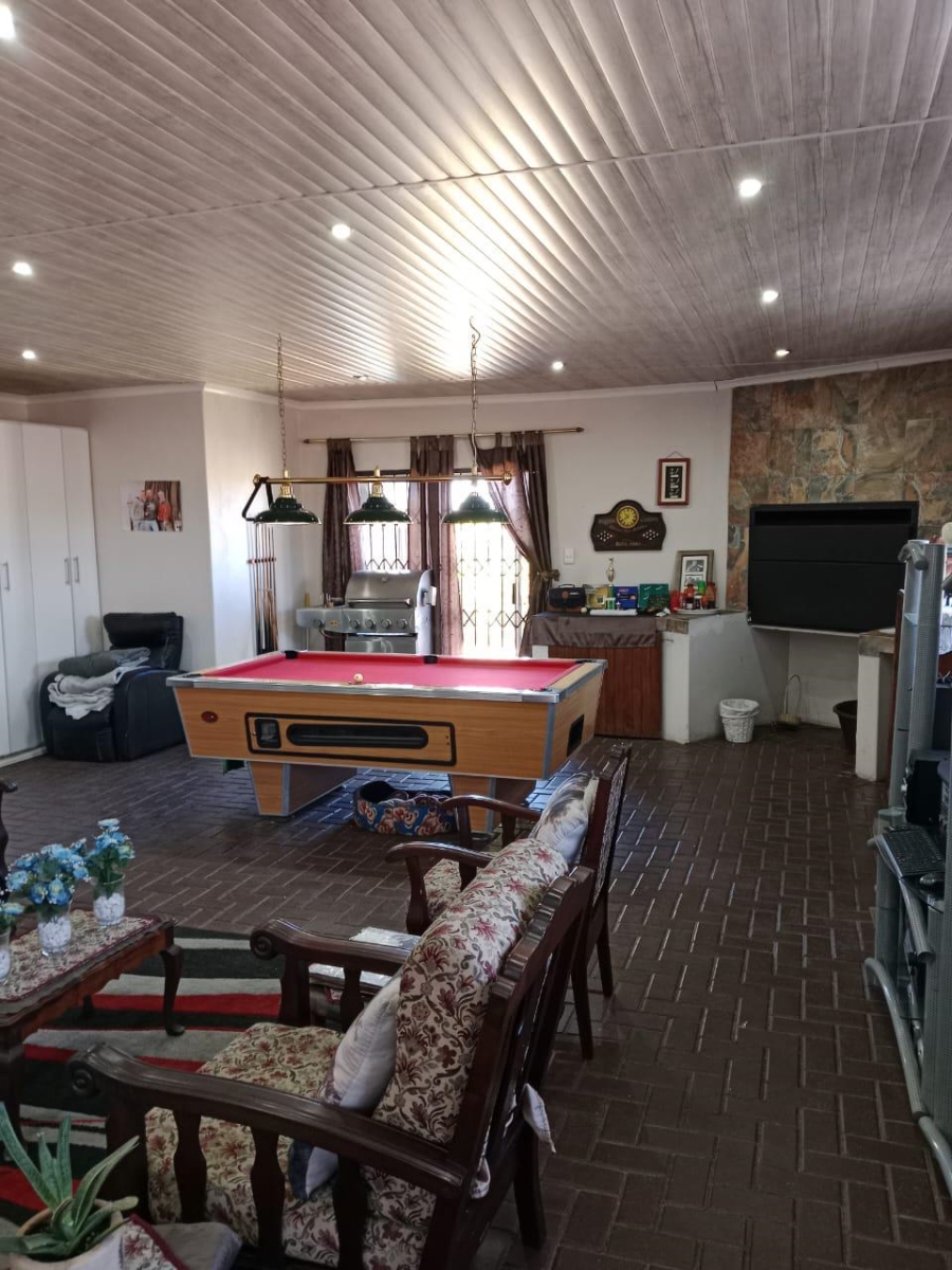 4 Bedroom Property for Sale in Secunda Mpumalanga