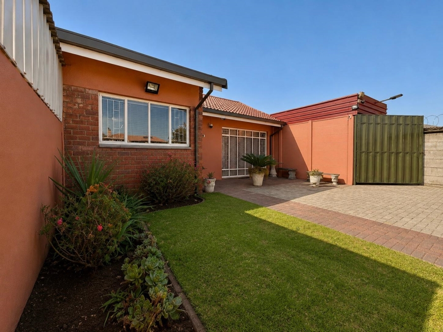 3 Bedroom Property for Sale in Secunda Mpumalanga