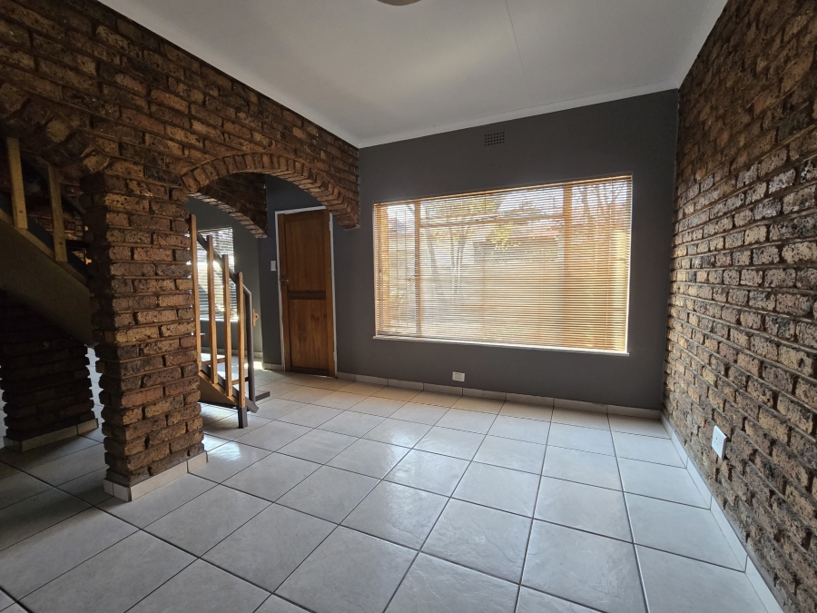 3 Bedroom Property for Sale in Middelburg Central Mpumalanga