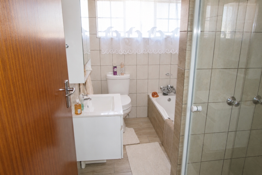 2 Bedroom Property for Sale in White River Ext 16 Mpumalanga