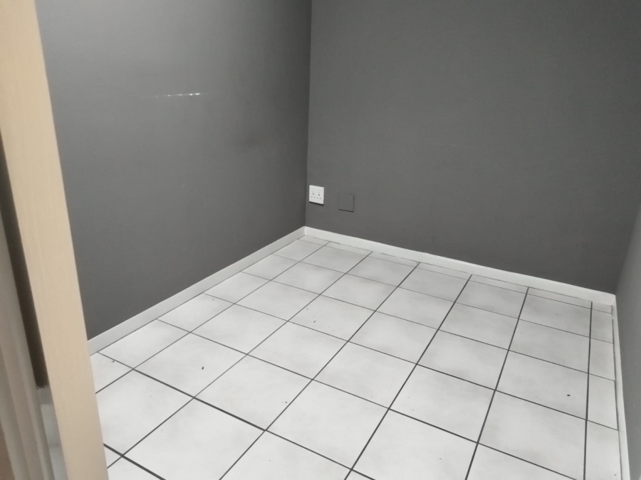 To Let Commercial Property for Rent in Sonheuwel Mpumalanga