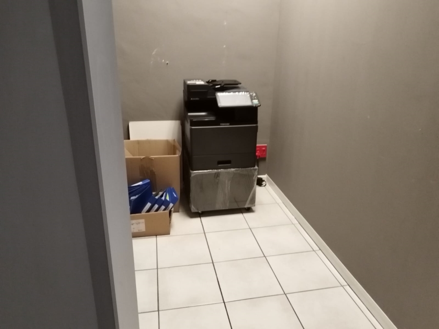 To Let Commercial Property for Rent in Sonheuwel Mpumalanga