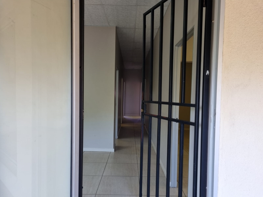 To Let Commercial Property for Rent in Sonheuwel Mpumalanga