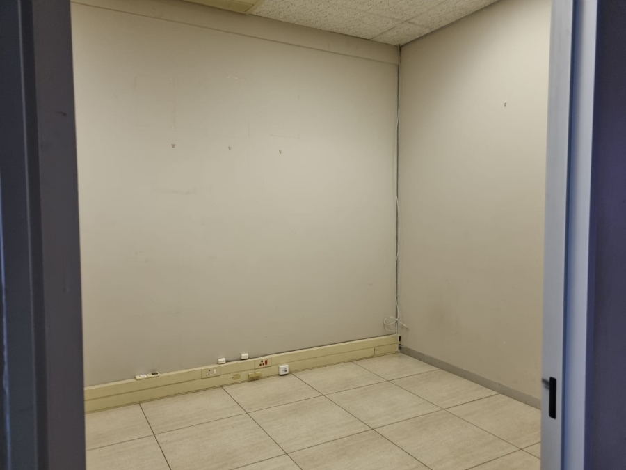 To Let Commercial Property for Rent in Sonheuwel Mpumalanga
