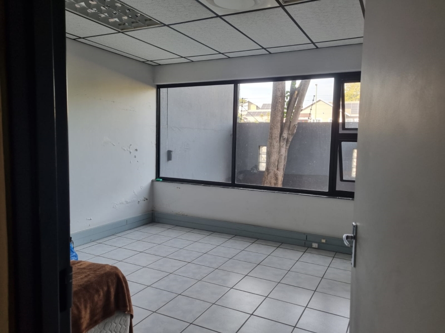 To Let Commercial Property for Rent in Sonheuwel Mpumalanga