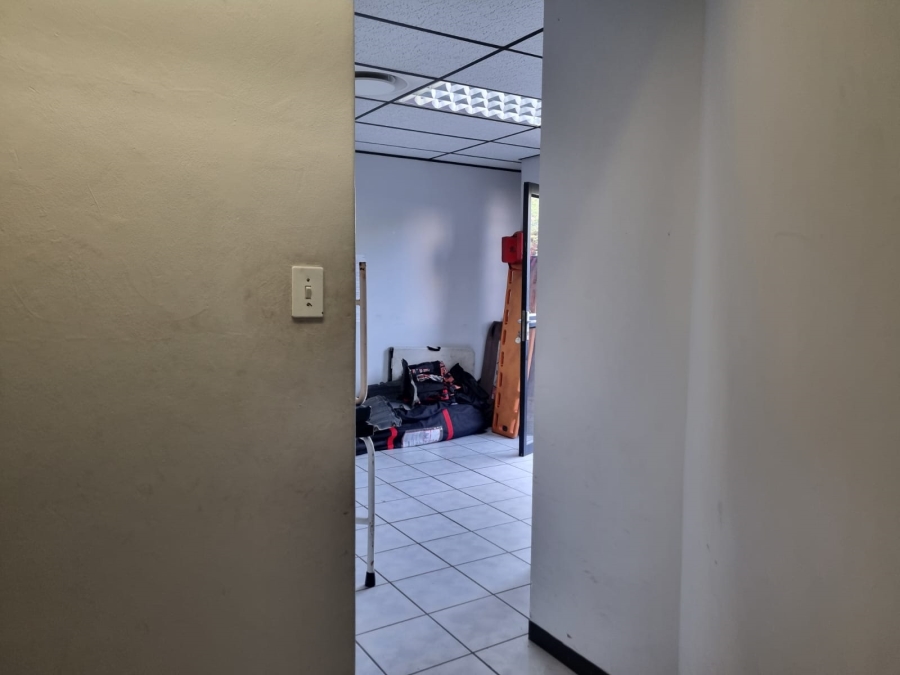 To Let Commercial Property for Rent in Sonheuwel Mpumalanga