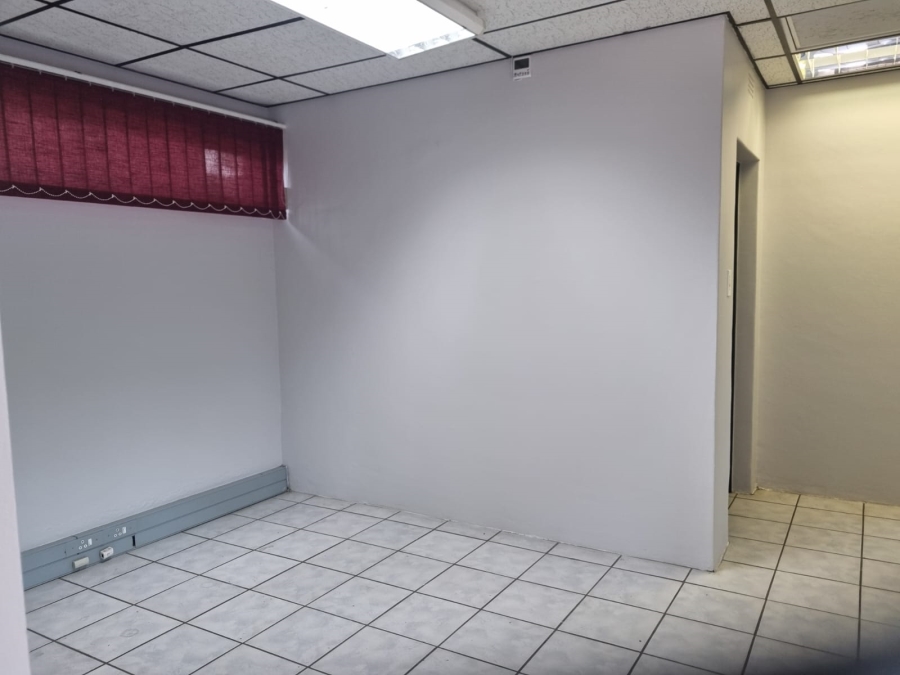 To Let Commercial Property for Rent in Sonheuwel Mpumalanga