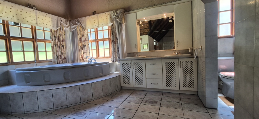 4 Bedroom Property for Sale in West Acres Mpumalanga