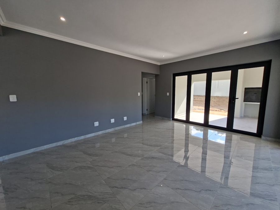 4 Bedroom Property for Sale in Elawini Lifestyle Estate Mpumalanga