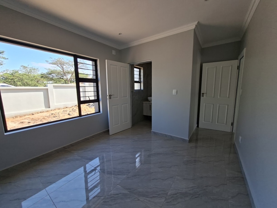 4 Bedroom Property for Sale in Elawini Lifestyle Estate Mpumalanga