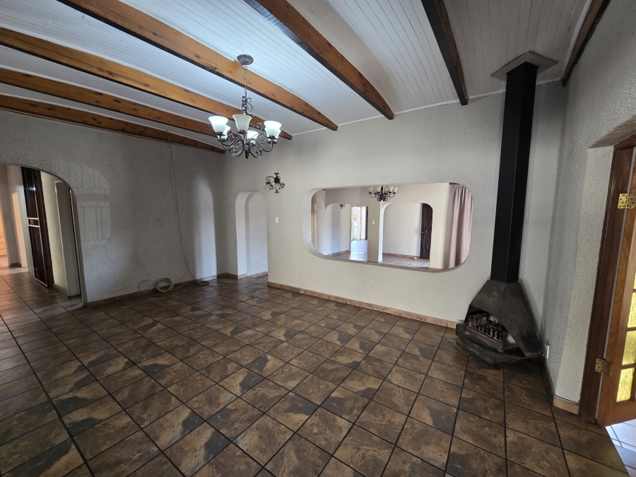 4 Bedroom Property for Sale in Aerorand Mpumalanga