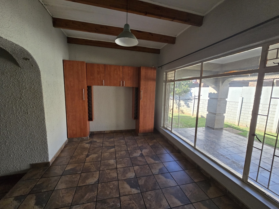 4 Bedroom Property for Sale in Aerorand Mpumalanga