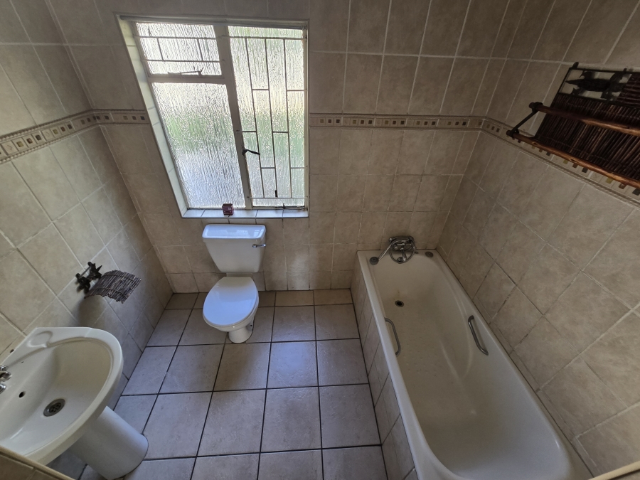 4 Bedroom Property for Sale in Aerorand Mpumalanga