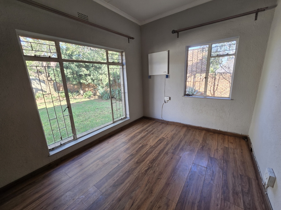 4 Bedroom Property for Sale in Aerorand Mpumalanga