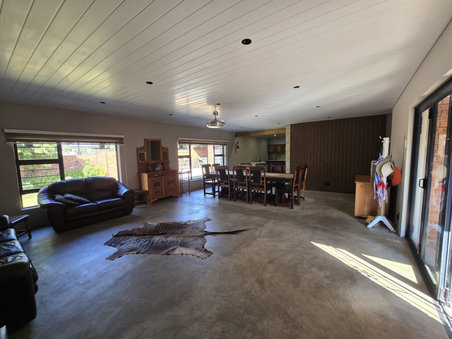 3 Bedroom Property for Sale in Aerorand Mpumalanga