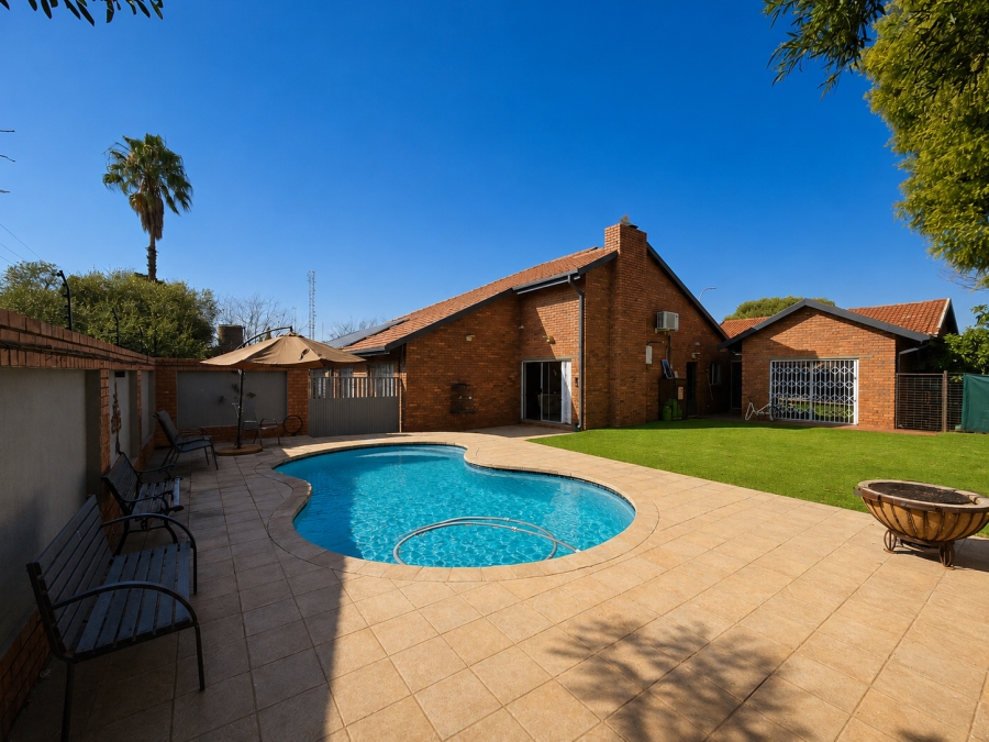 3 Bedroom Property for Sale in Aerorand Mpumalanga