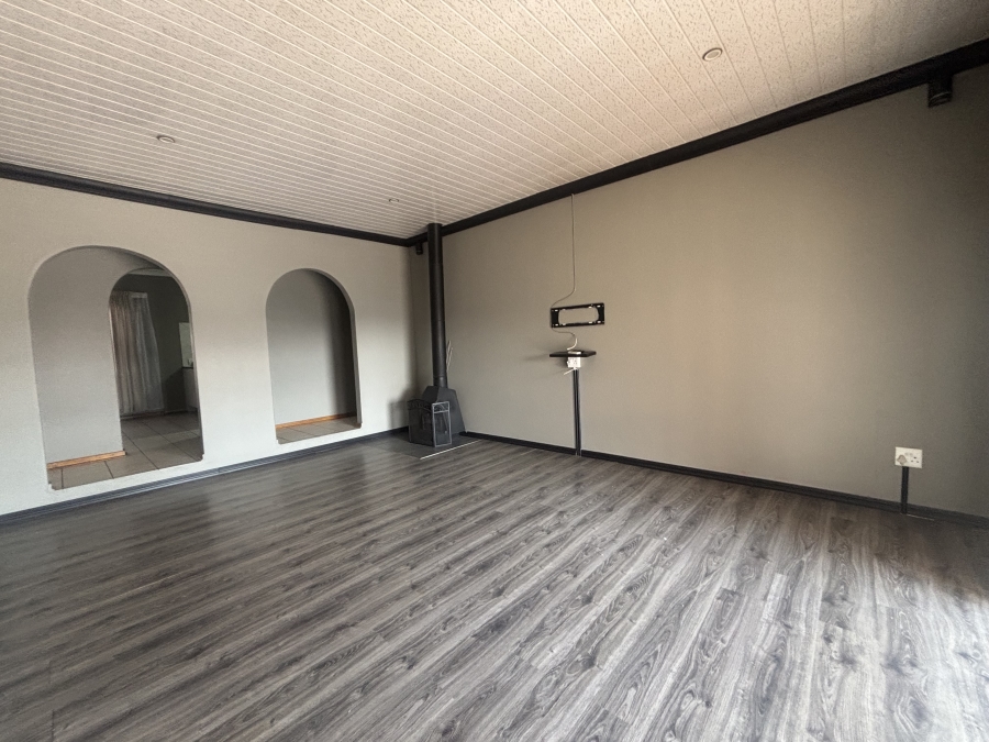 3 Bedroom Property for Sale in Ben Fleur Mpumalanga