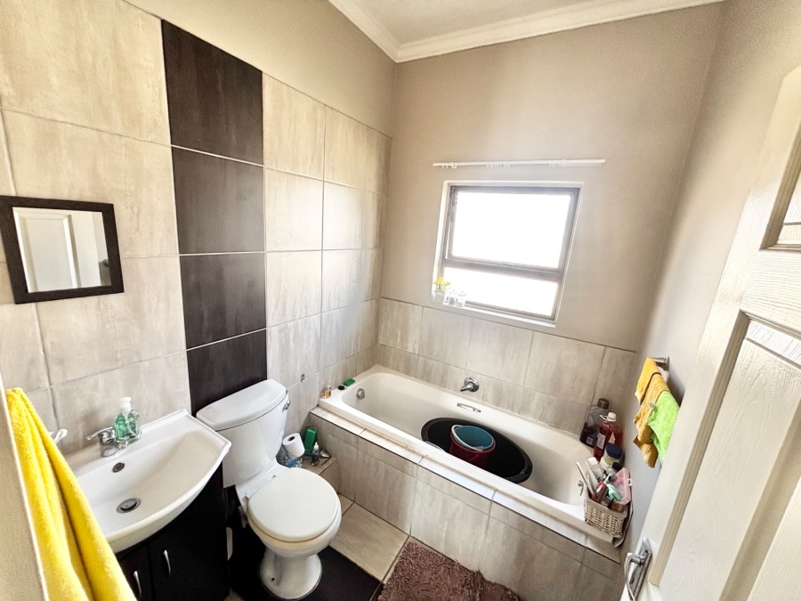 2 Bedroom Property for Sale in Terra Nova Mpumalanga