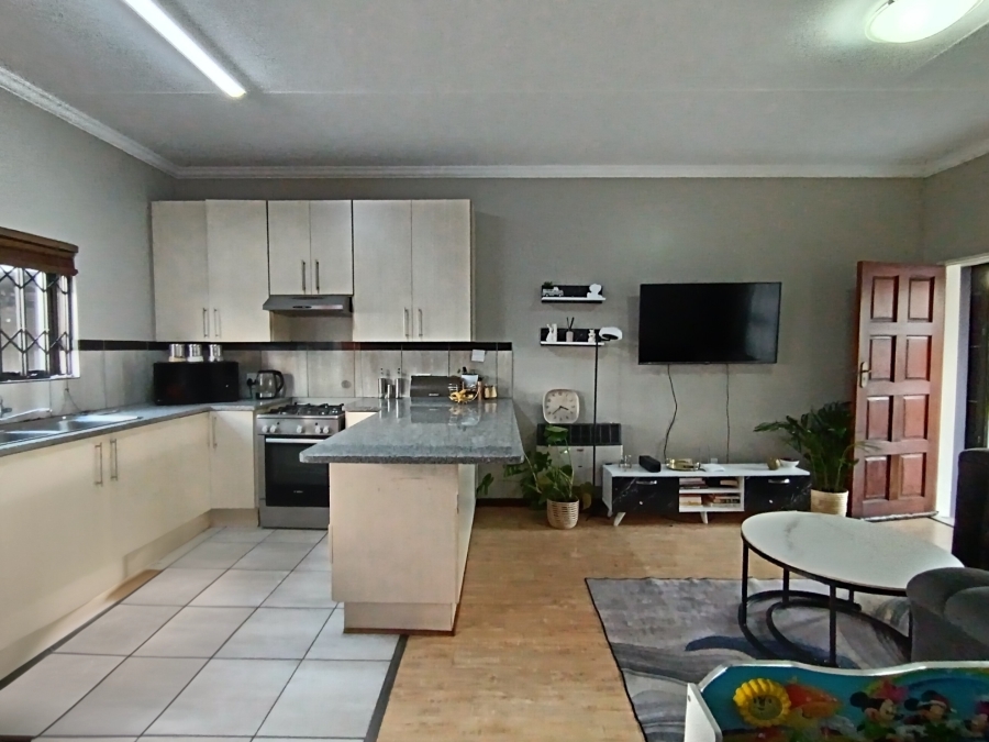 3 Bedroom Property for Sale in Terra Nova Mpumalanga