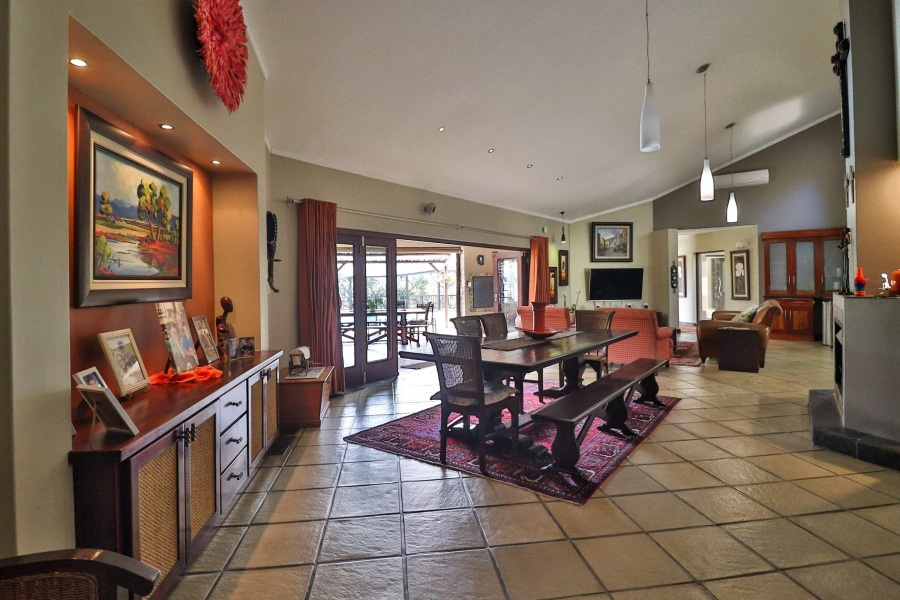 6 Bedroom Property for Sale in Sonheuwel Ext 1 Mpumalanga