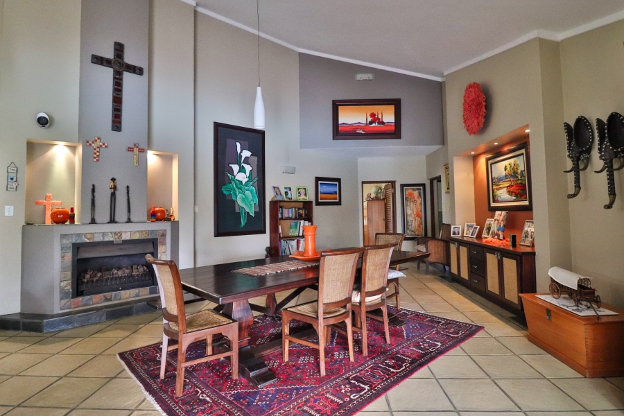 6 Bedroom Property for Sale in Sonheuwel Ext 1 Mpumalanga