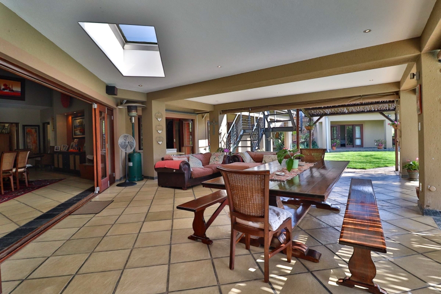 6 Bedroom Property for Sale in Sonheuwel Ext 1 Mpumalanga