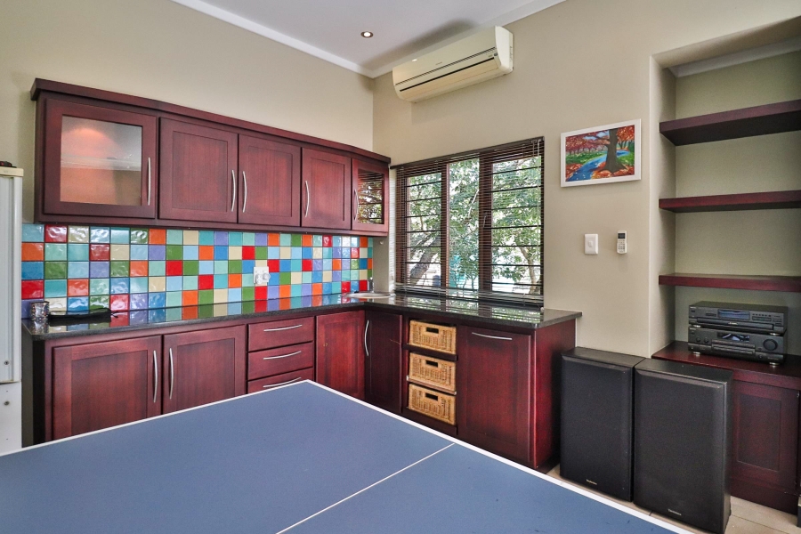 6 Bedroom Property for Sale in Sonheuwel Ext 1 Mpumalanga