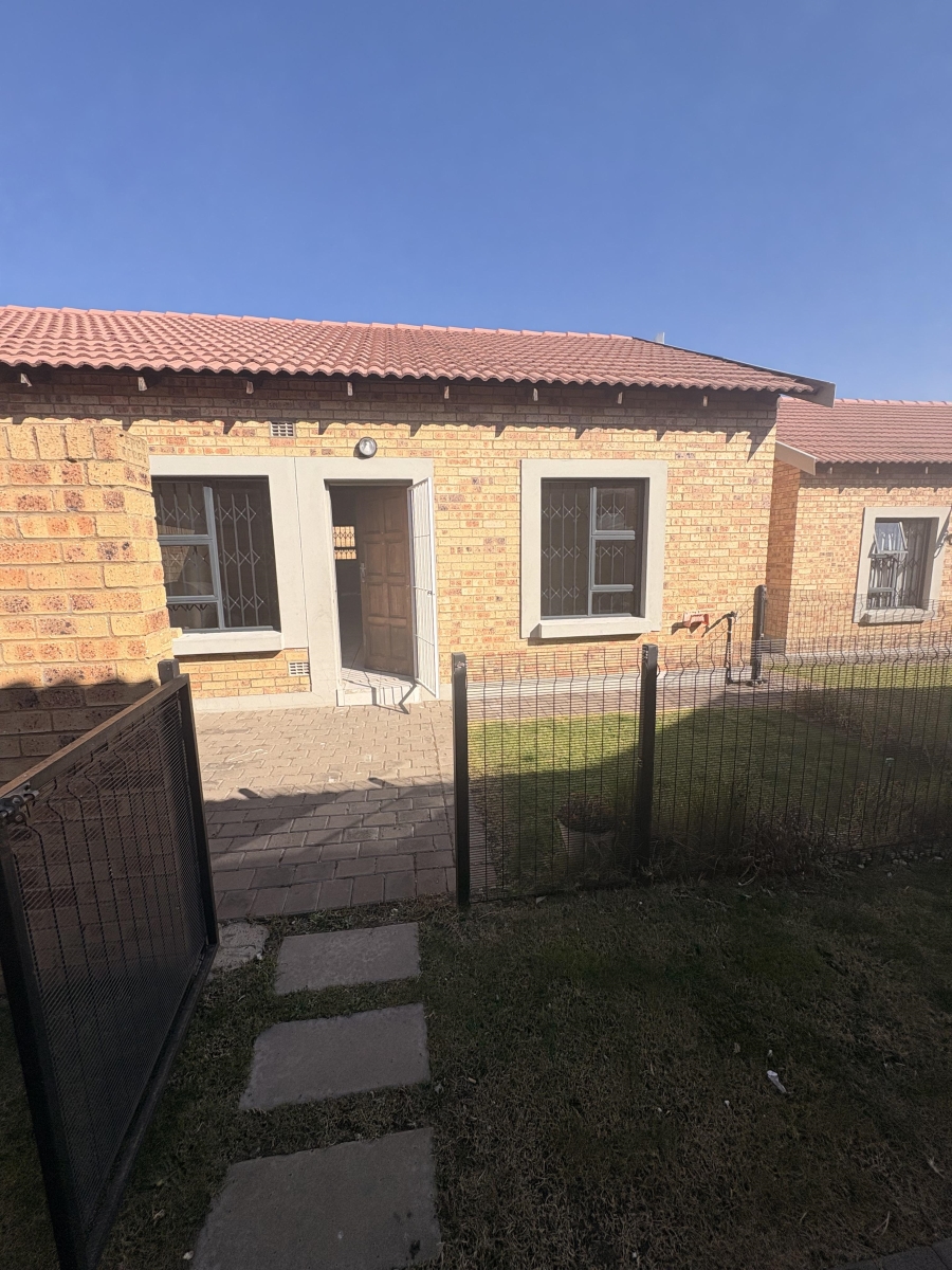 2 Bedroom Property for Sale in Terra Nova Mpumalanga