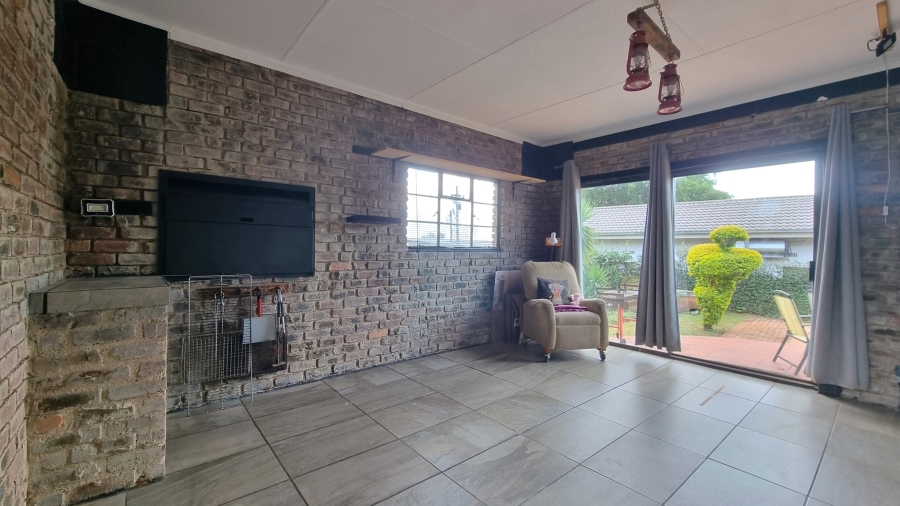 4 Bedroom Property for Sale in Barberton Mpumalanga