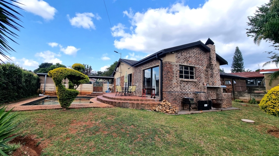 4 Bedroom Property for Sale in Barberton Mpumalanga
