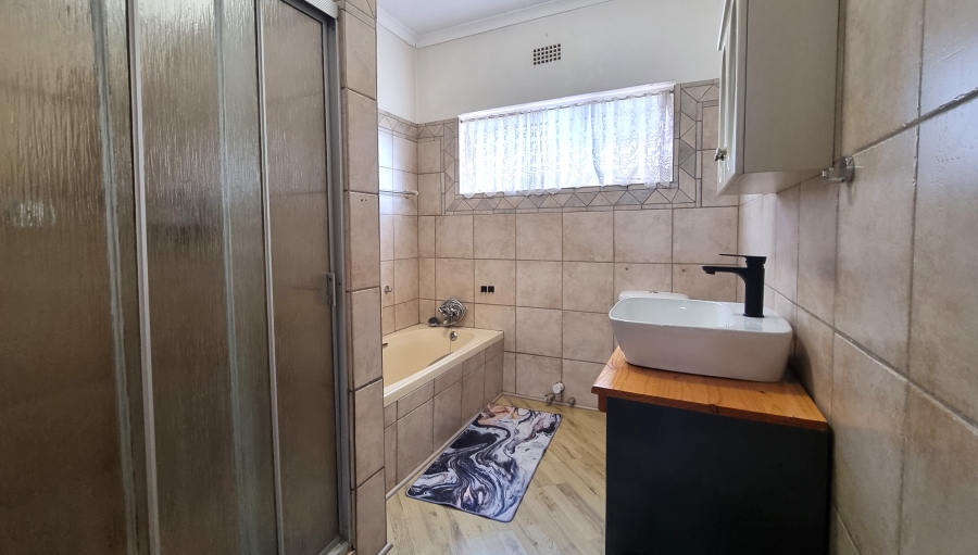 4 Bedroom Property for Sale in Barberton Mpumalanga