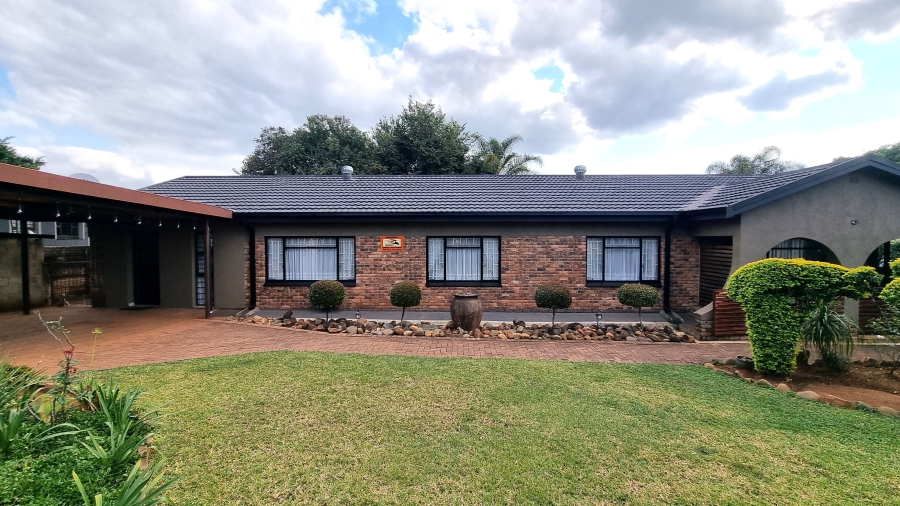 4 Bedroom Property for Sale in Barberton Mpumalanga